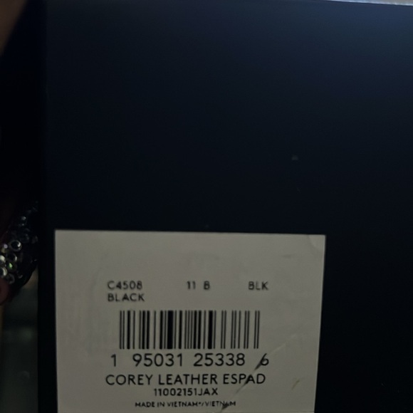 Brand New Pair of Coach Sandals - Picture 3 of 3